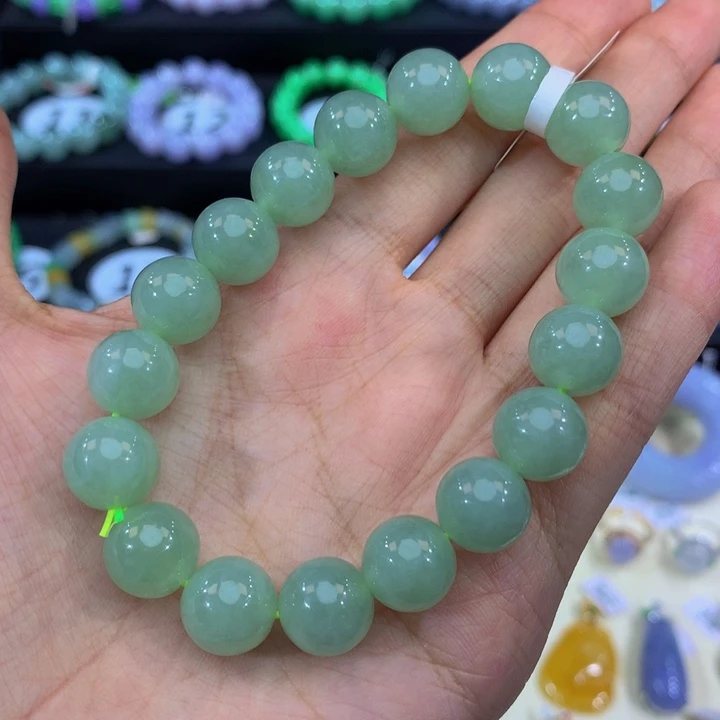 翡翠未镶嵌颈饰翡翠11