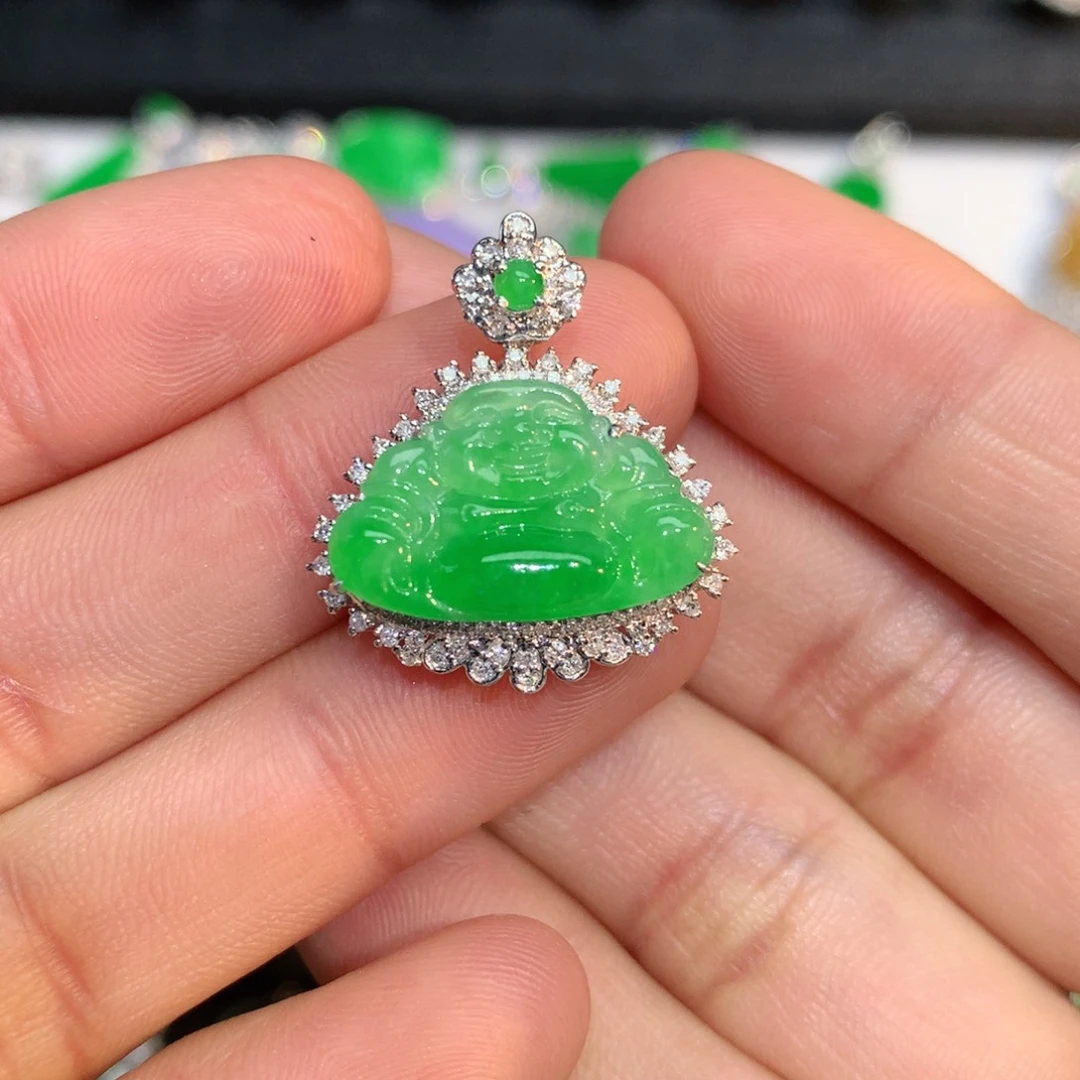 翡翠颈饰18K金镶嵌天然a货翡翠