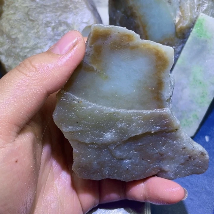 和田玉未镶嵌珠宝半成品