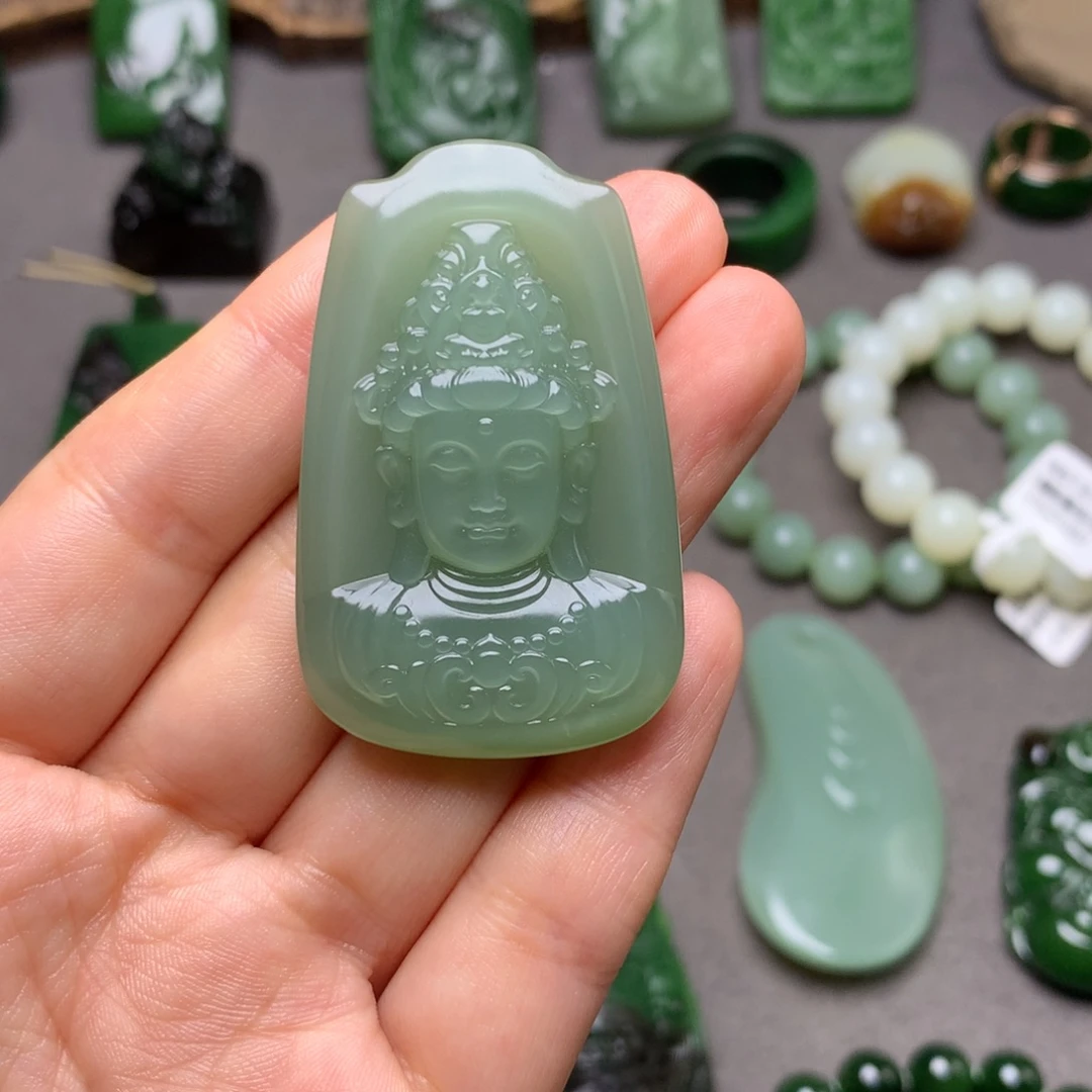 和田玉未镶嵌颈饰