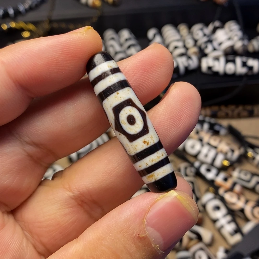 玛瑙/玉髓颈饰未镶嵌小*霖