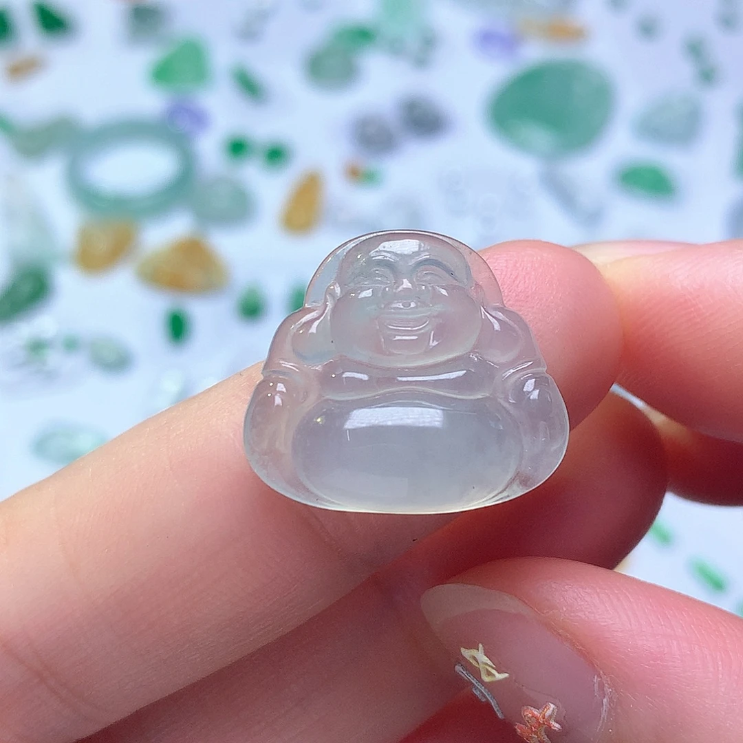 翡翠未镶嵌颈饰佛