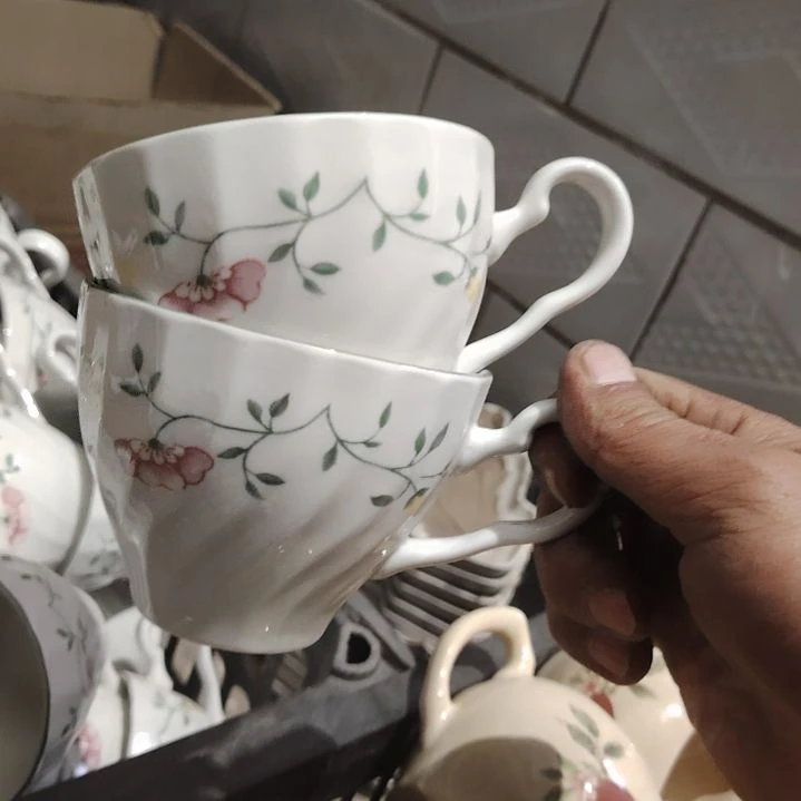 盘陶瓷盘子碗啥都有