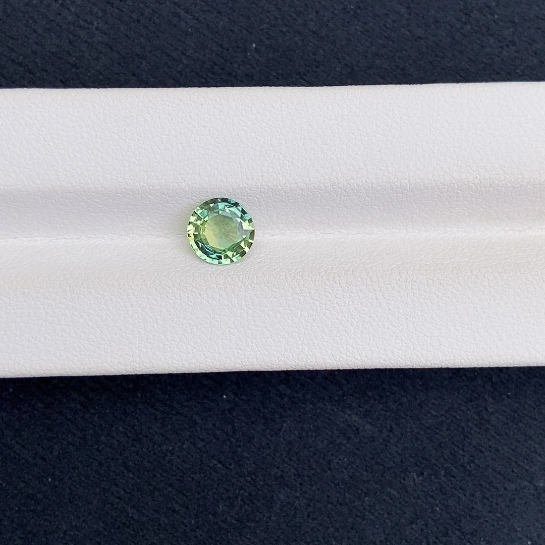 蓝宝石裸石1.35 ct
