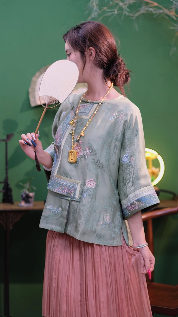 楚馨香云纱HCX242133太太服上衣