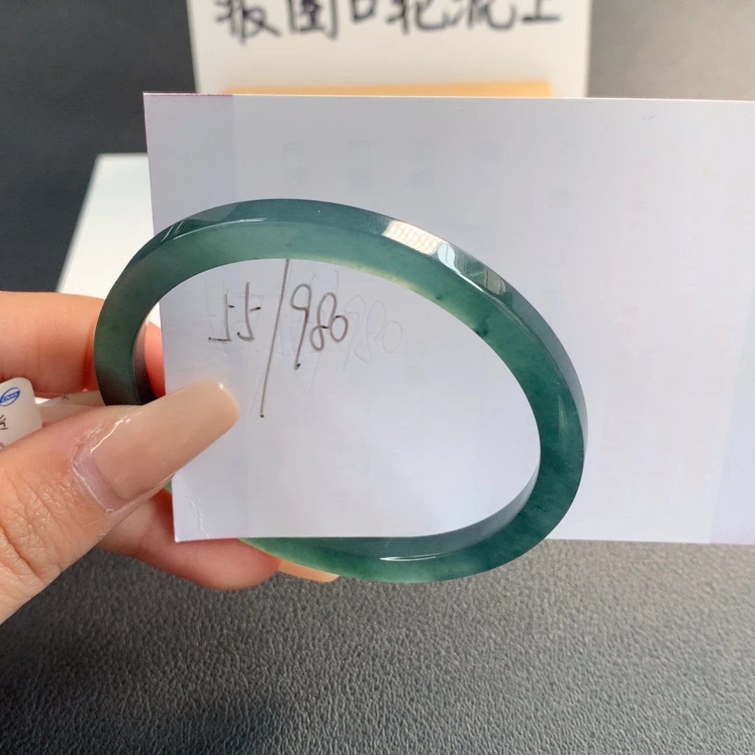 翡翠未镶嵌手镯天然翡翠