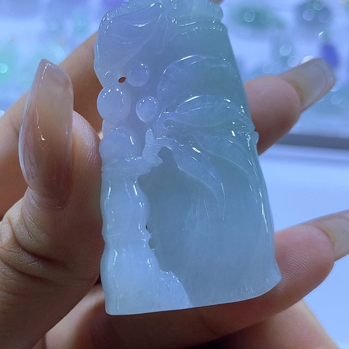 翡翠未镶嵌颈饰天然翡翠A货吊坠