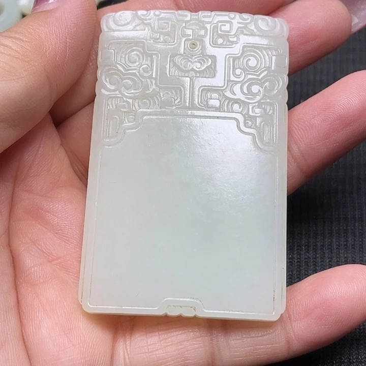 明***性和田玉未镶嵌挂件