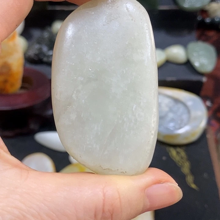 未镶嵌和田玉（糖玉）挂件