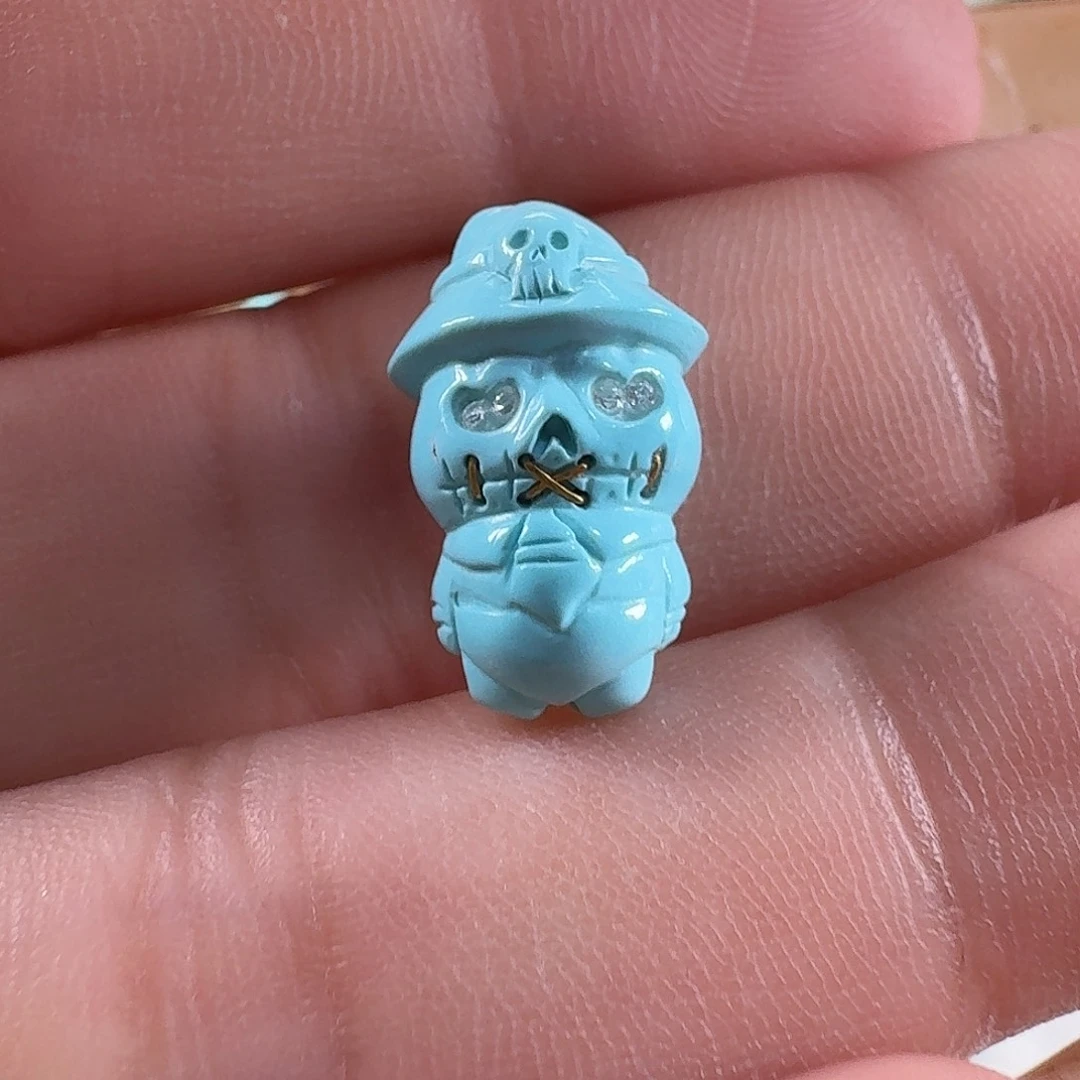 绿松石未镶嵌颈饰