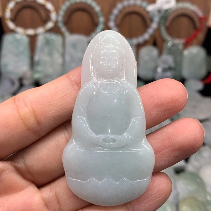 翡翠未镶嵌颈饰11