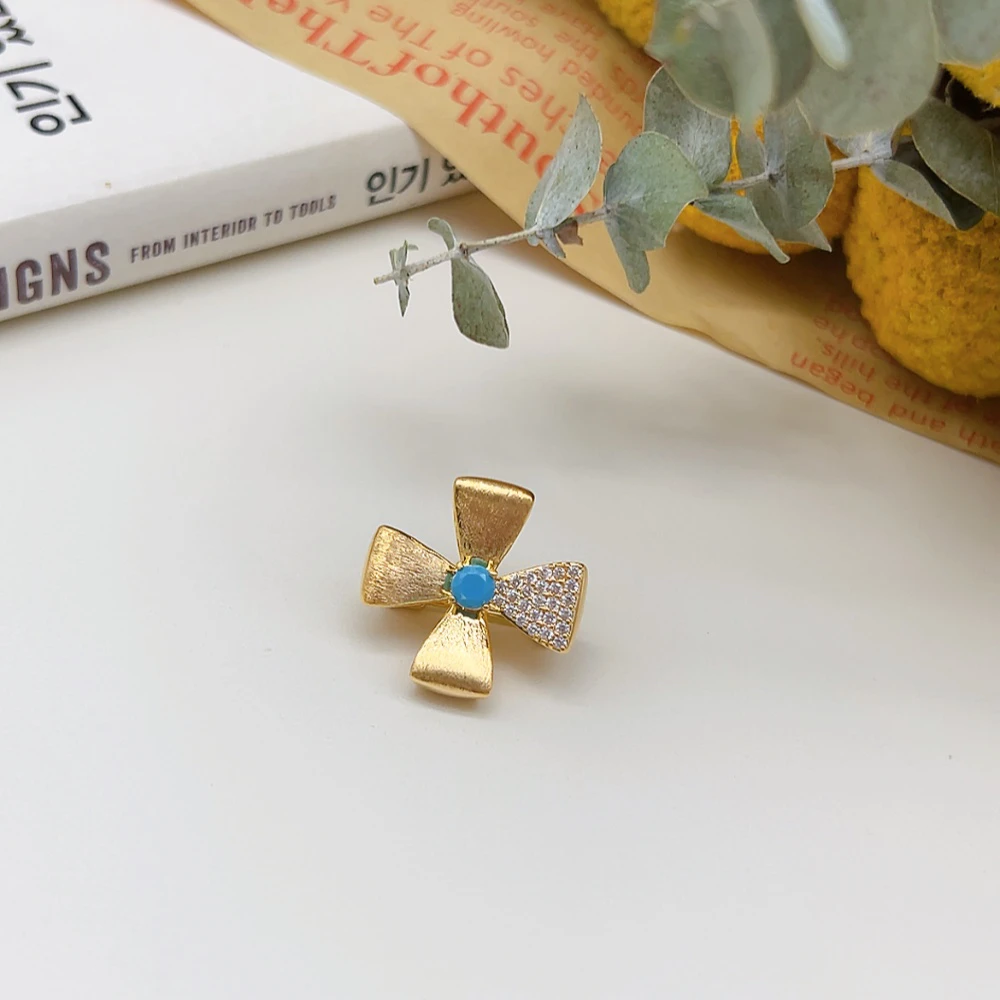 铜合金仿水晶胸针 03901 好啊商店 水J微镶幸运草胸针