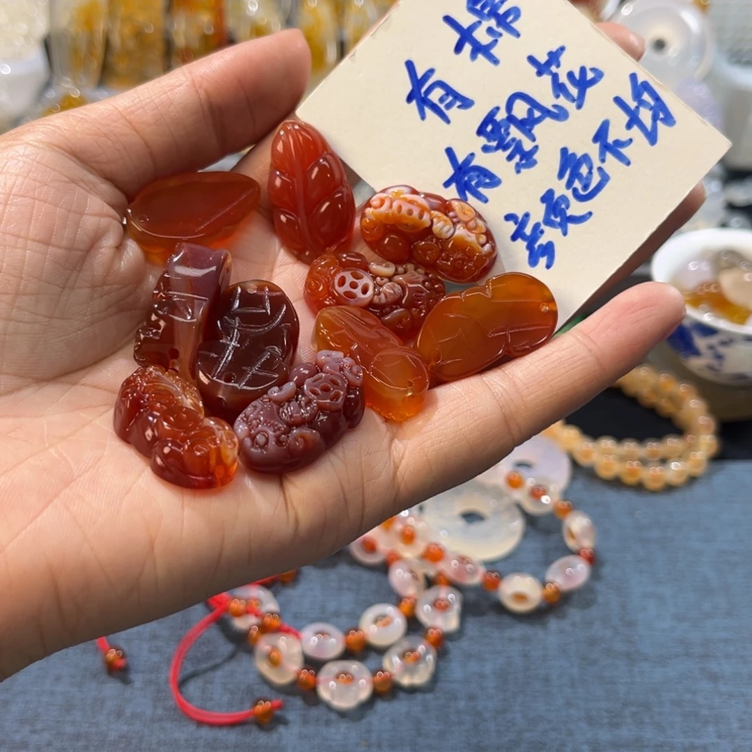 玛瑙/玉髓未镶嵌颈饰