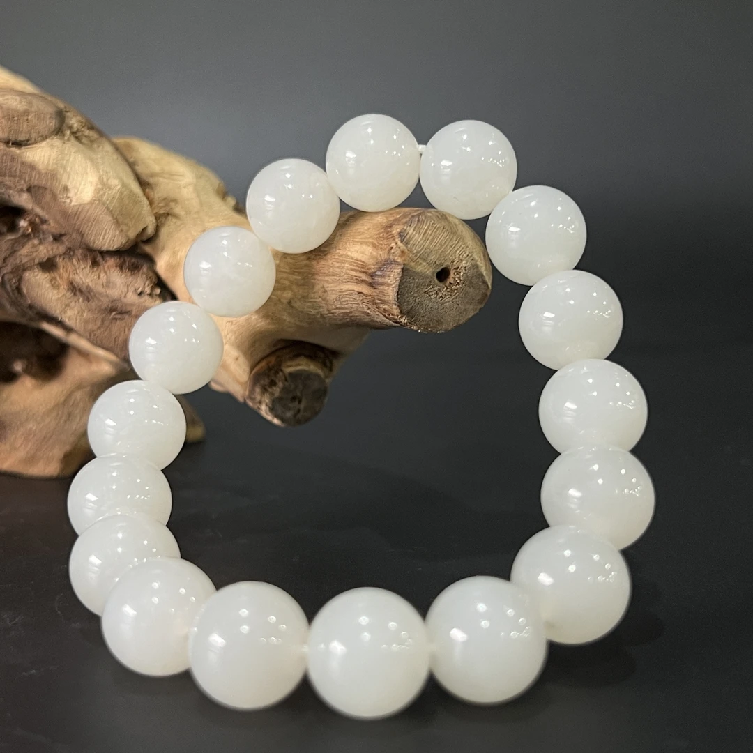 0705GC137和田玉手串