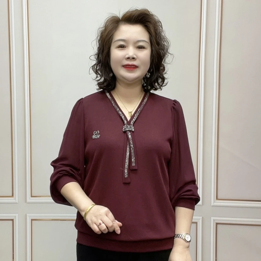 2025春季薄款气质高品质显瘦妈妈中老年百搭装洋气宽松长袖打底衫