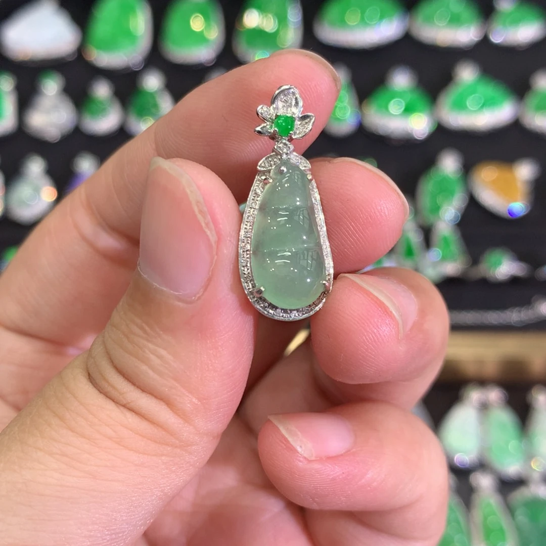 翡翠18K金镶嵌吊坠(不含链)吊坠