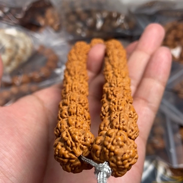 橄榄核吊坠永*?今天的