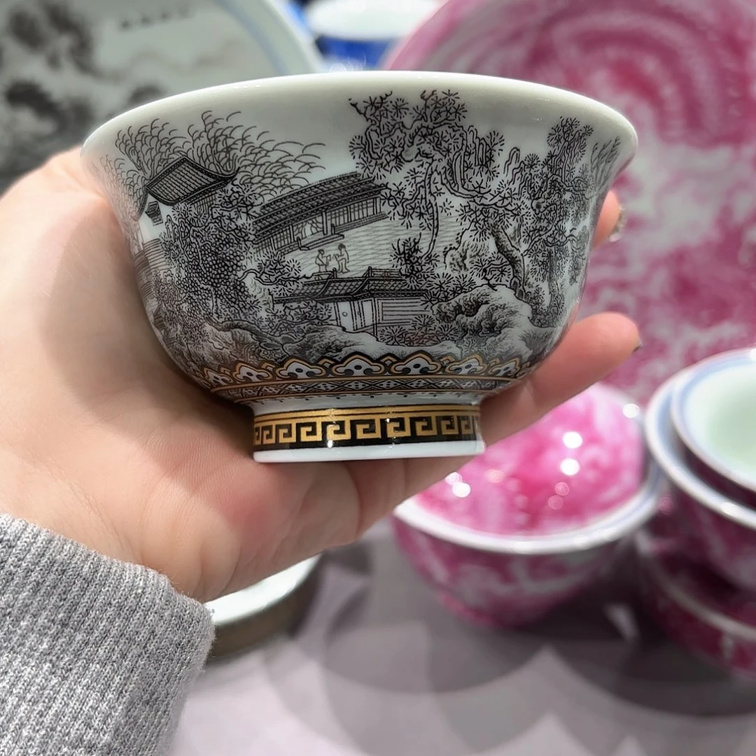 瓷片景德镇瓷器精品展示中心