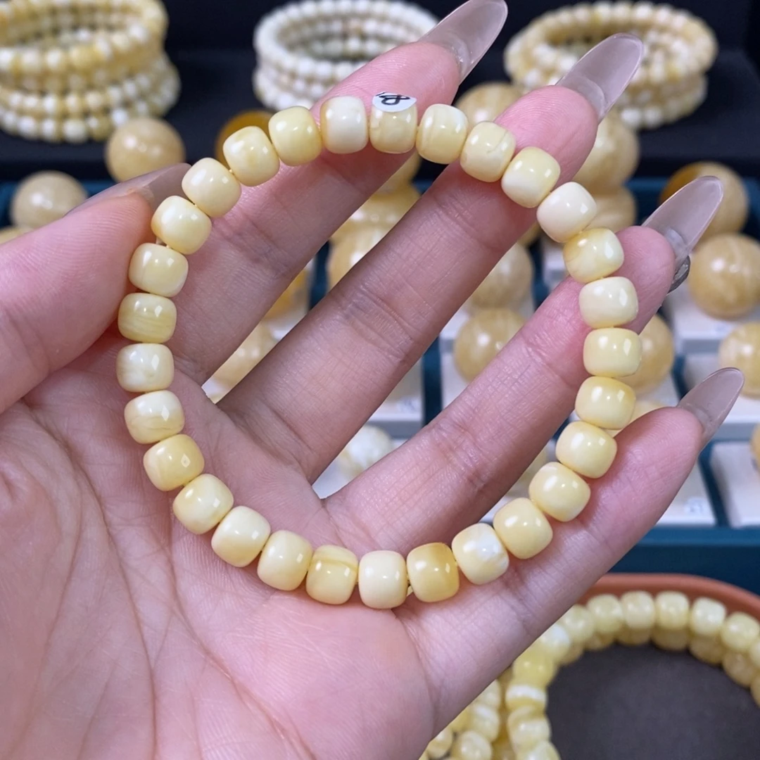 未镶嵌蜜蜡珠宝奇石卡7.6