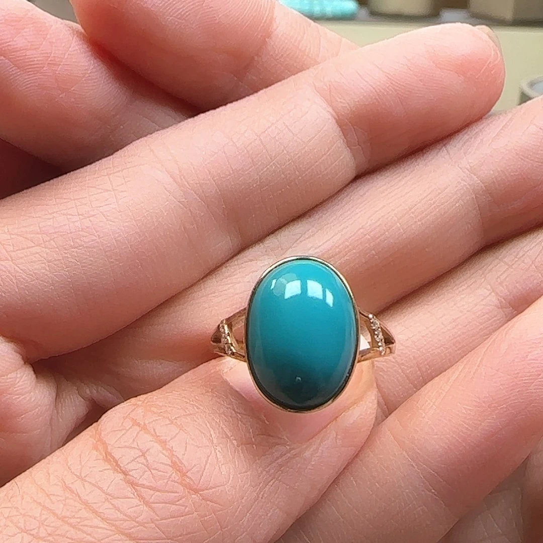 绿松石18K金镶嵌戒指