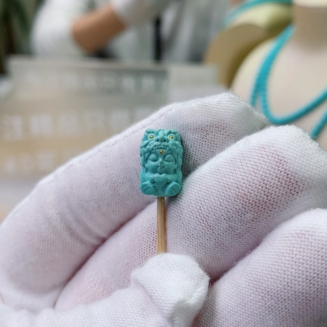 绿松石未镶嵌珠宝奇石