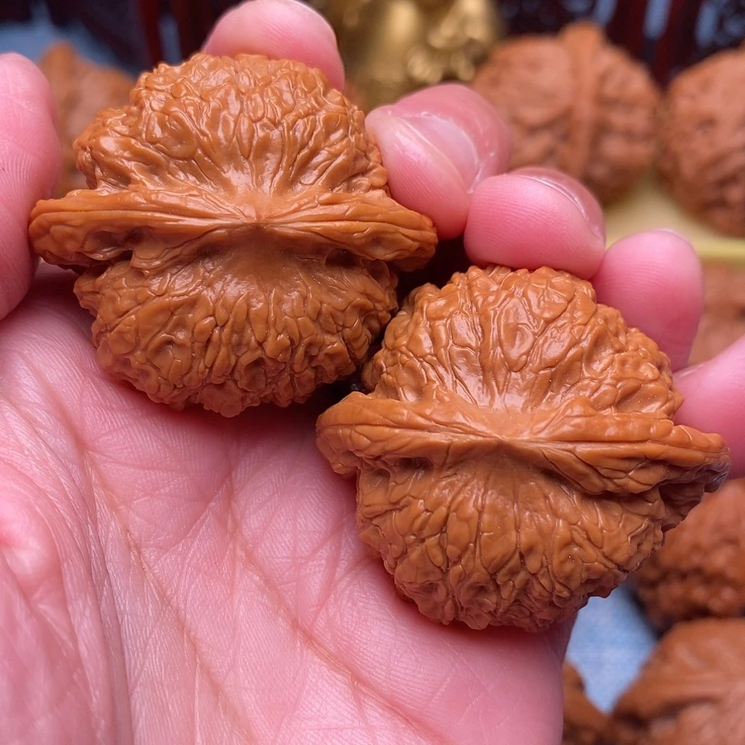 文玩核桃把件毕业肉球全品血麒麟41尺