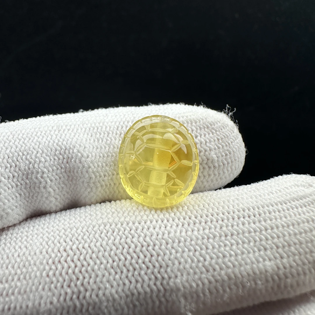 J6500天然原矿俄料蜜蜡雕刻富甲14*12*8mm支持复检假一罚十