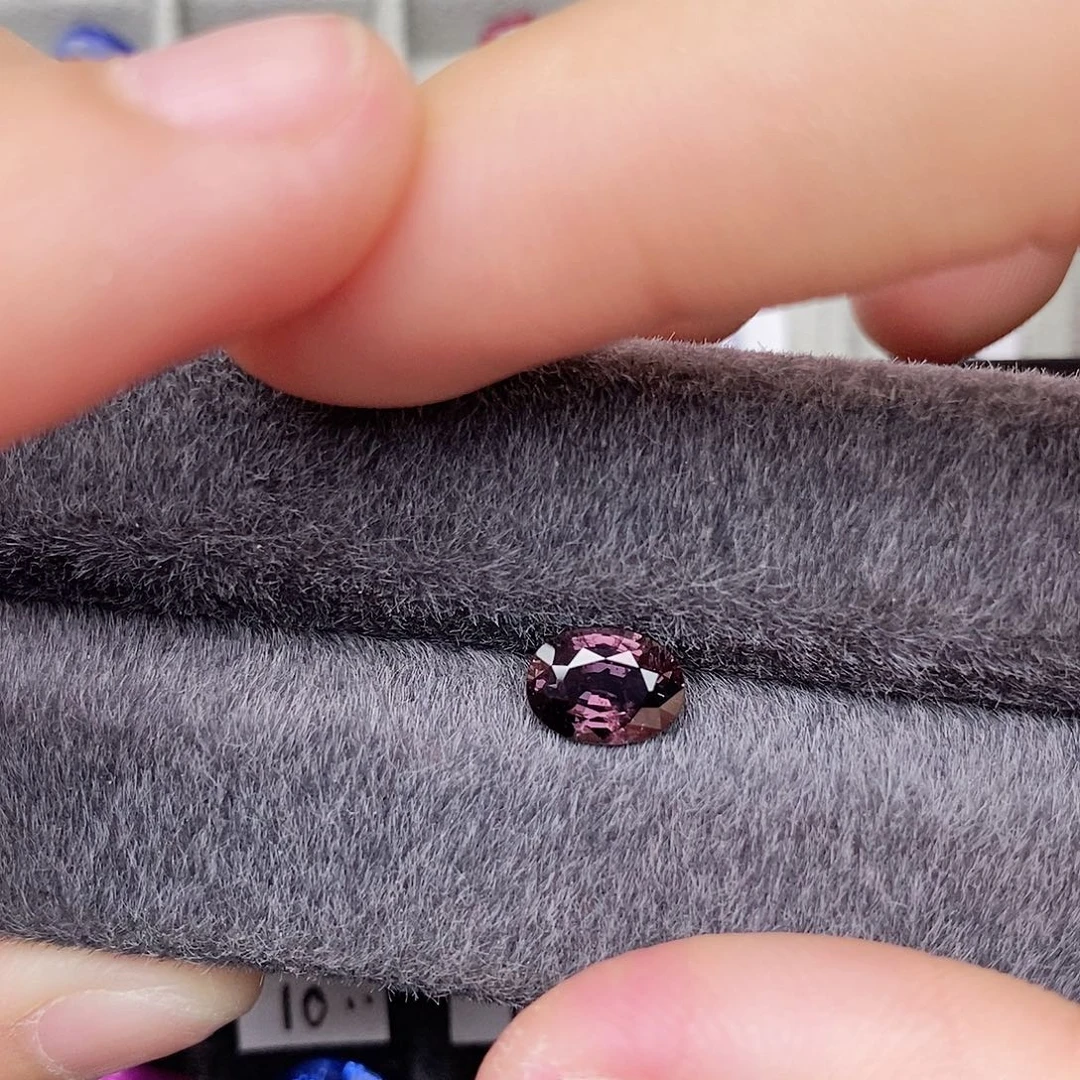 蓝宝石裸石未镶嵌浓郁浆果色颜色高级1.45ct/142号