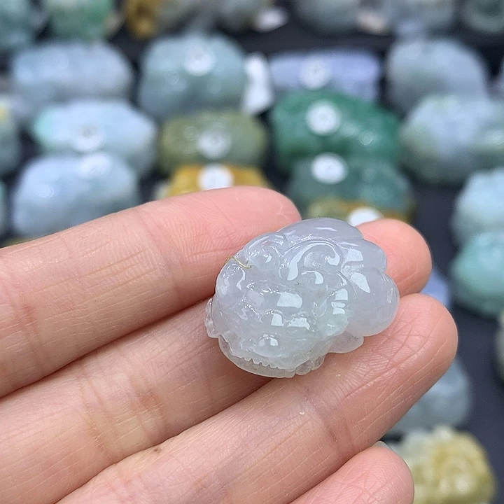 翡翠未镶嵌颈饰天然缅甸A货翡翠貔貅吊坠