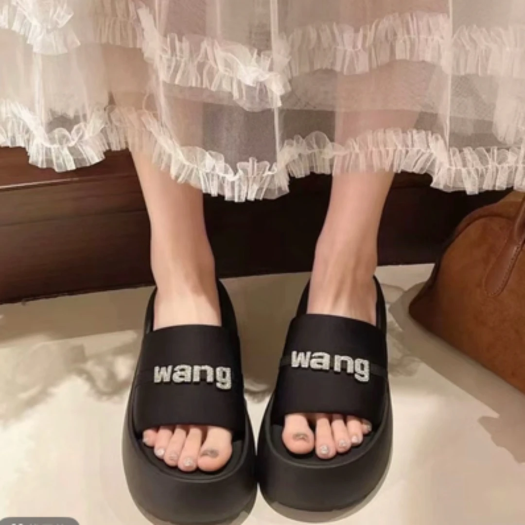 2028-3厚底增高松糕女式外穿拖鞋沙滩凉拖露趾时尚凉鞋