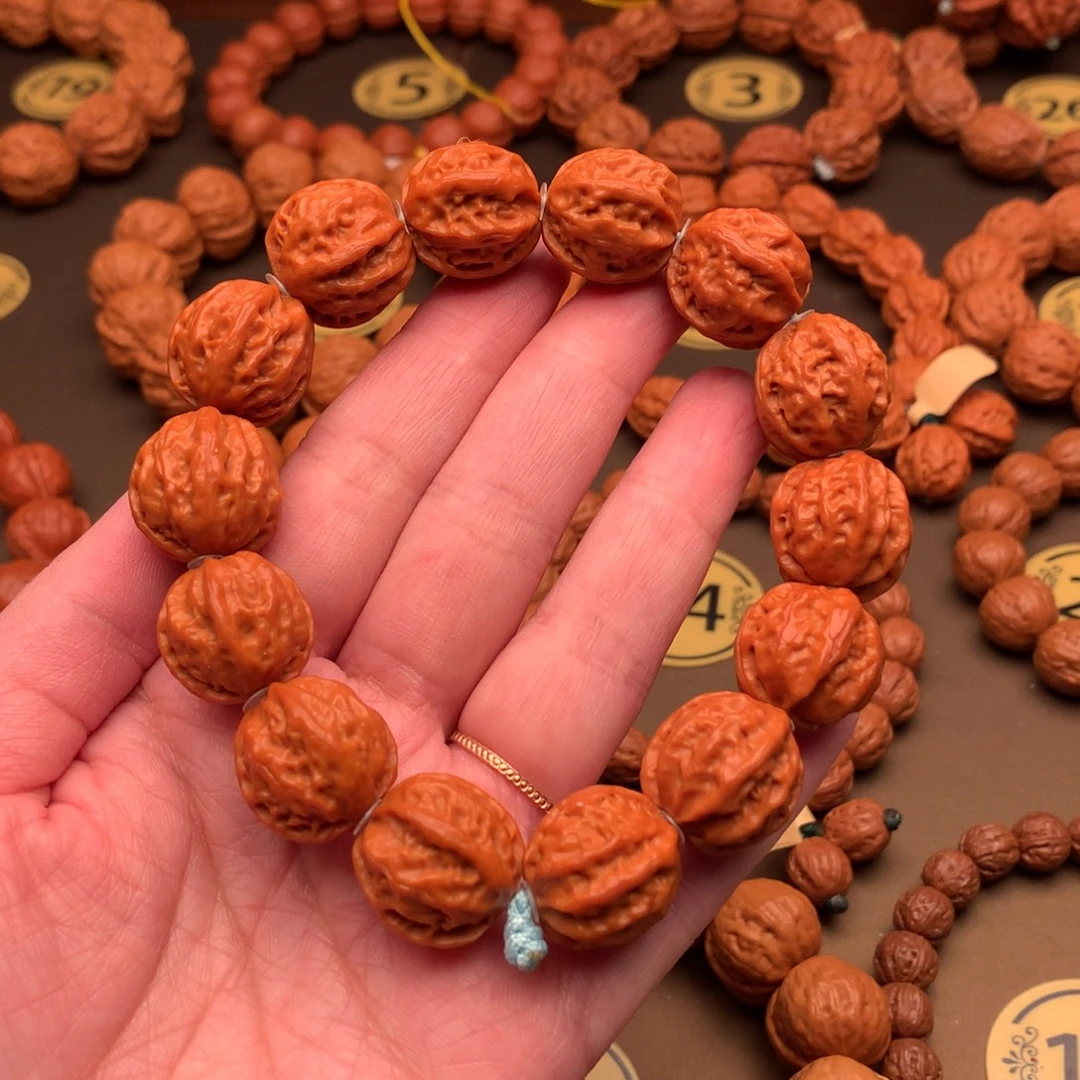 文玩核桃手串19尺寸