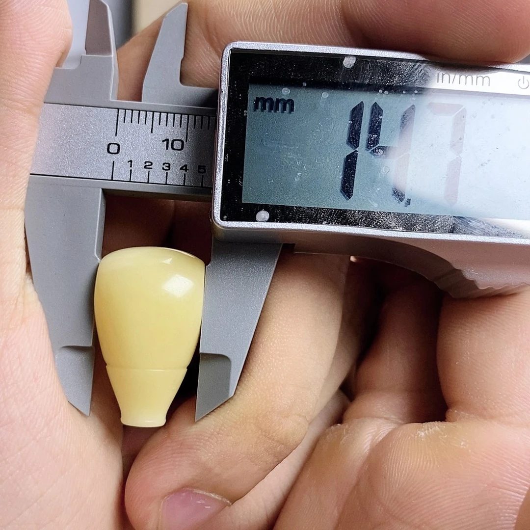 未镶嵌吊坠(不含链)蜜蜡