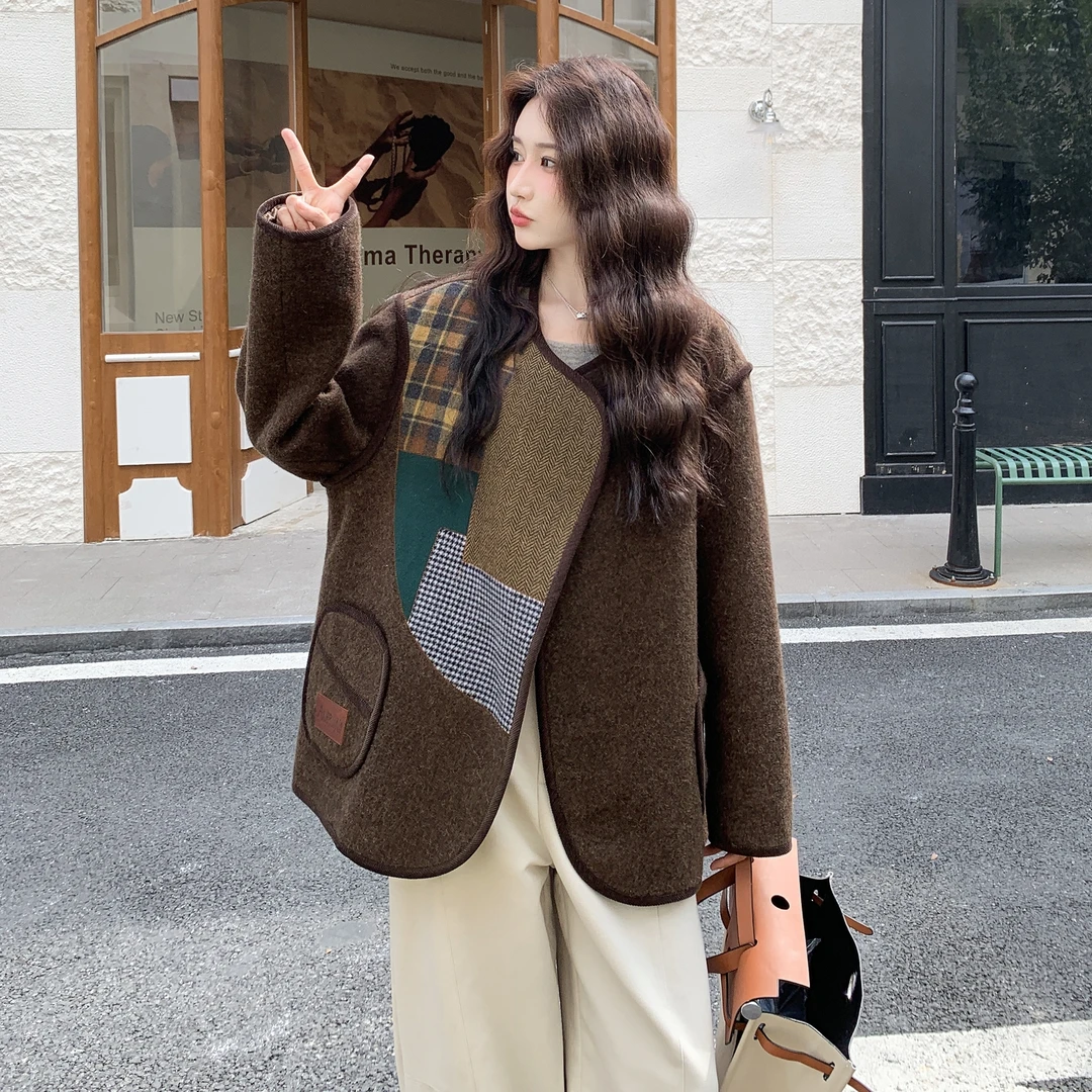 复古慵懒风百搭个性减龄女2025秋冬新款洋气设计感拼接毛呢外套