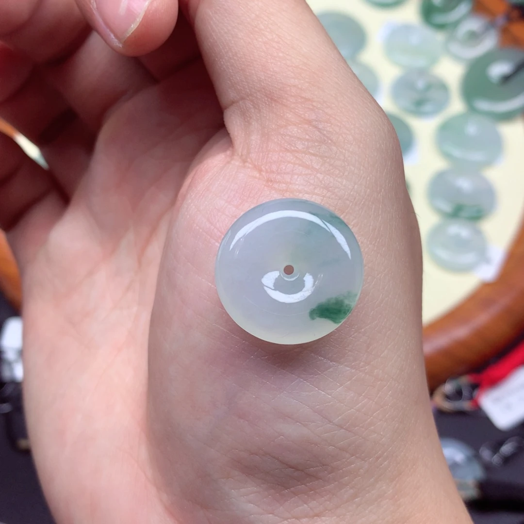 翡翠未镶嵌颈饰吊坠20.5/6mm