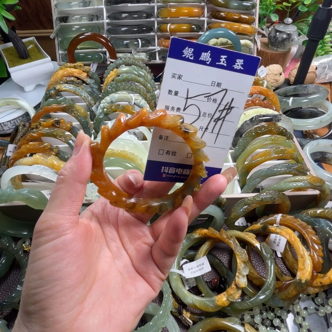 未镶嵌蛇纹石玉手镯