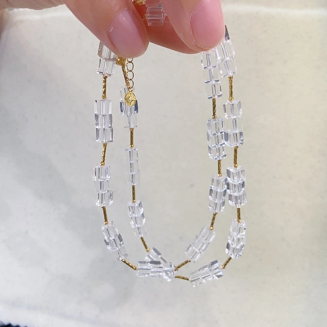 18K金镶嵌颈饰水晶设计了方糖项链