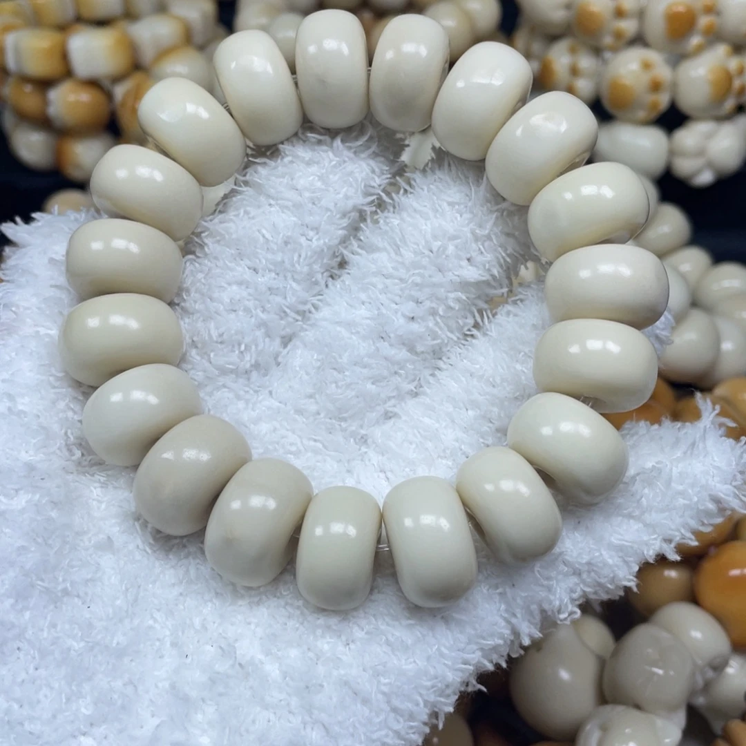 手串菩提根/象牙果12.21.40瑕平安扣