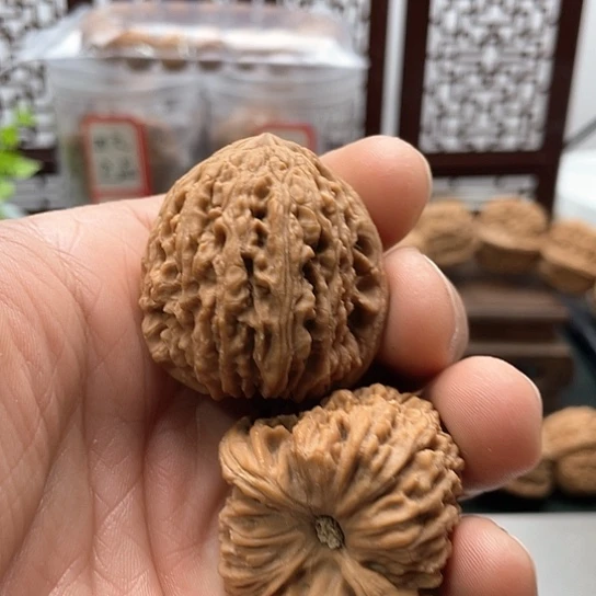 文玩核桃吊坠忠*管38卧底