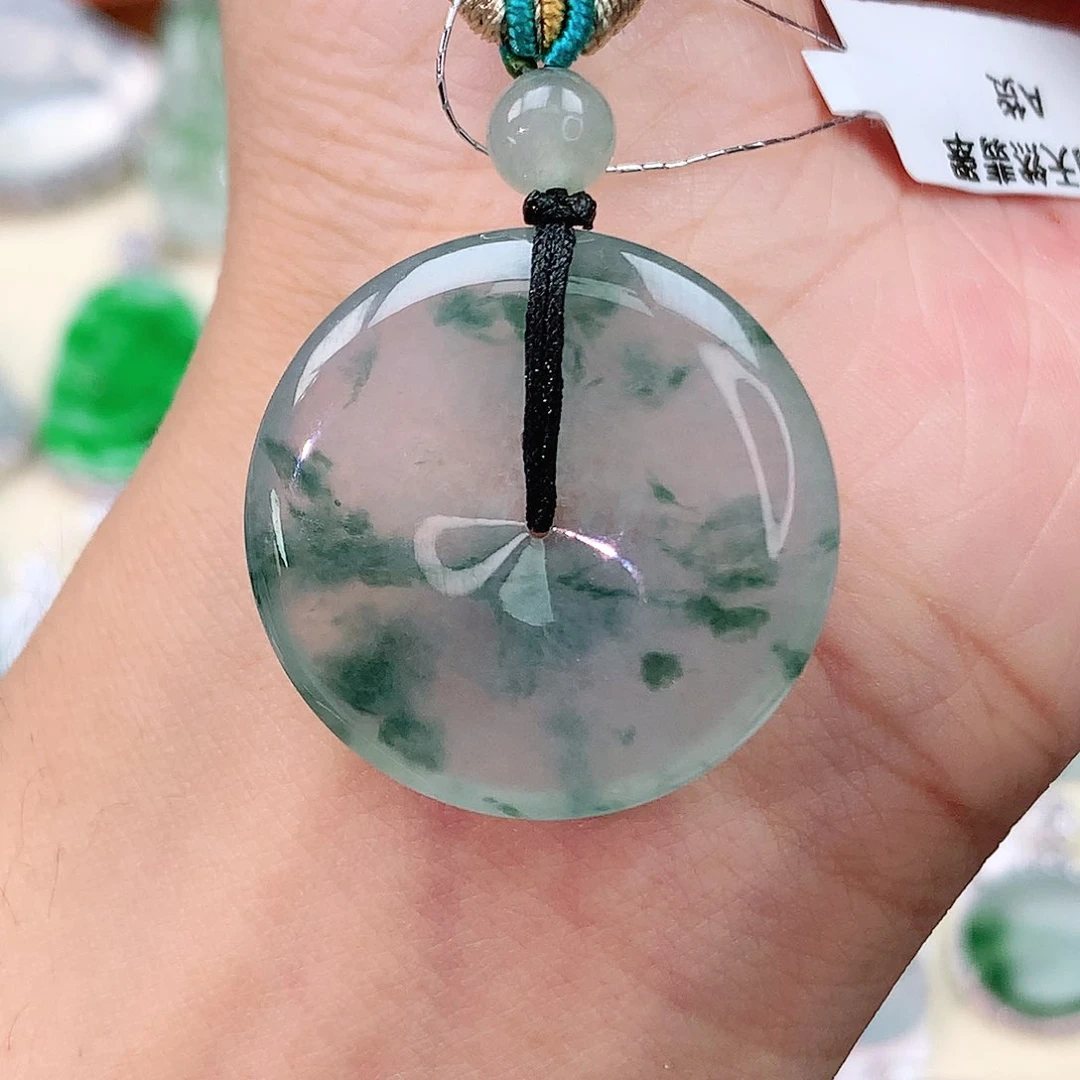 颈饰未镶嵌翡翠平安扣