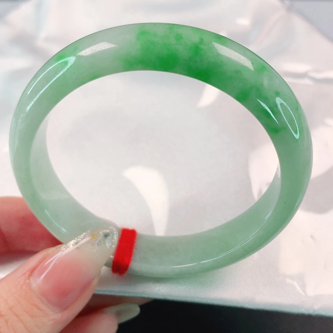 翡翠手镯未镶嵌53贵妃镯