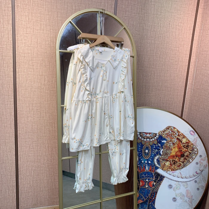 EW31孕妇杏色碎花月子服套装100-130