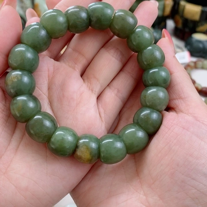 透闪石质玉手链未镶嵌