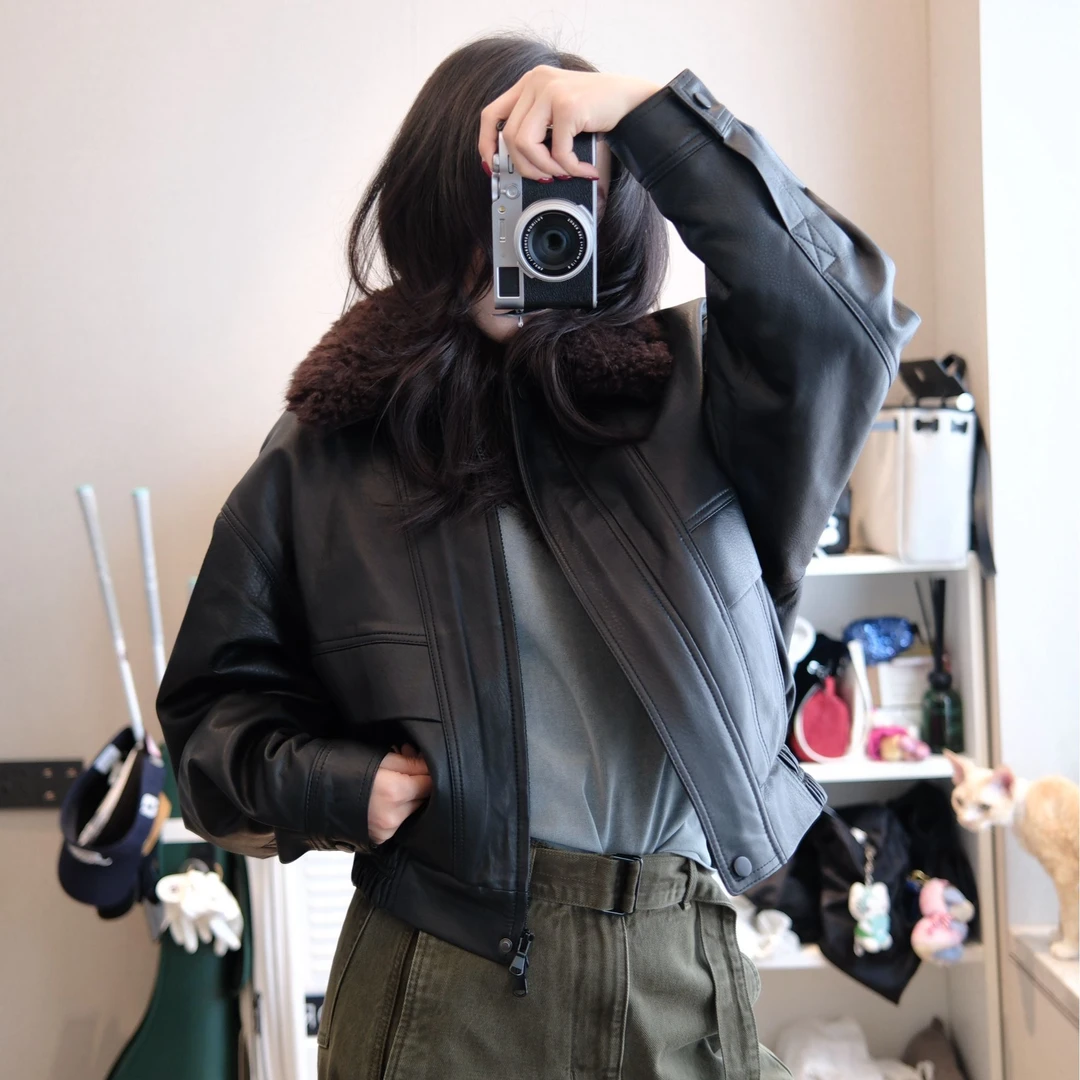 KKER STUDIO “冷静内敛”精致实用翻领复古皮夹克棉服外套