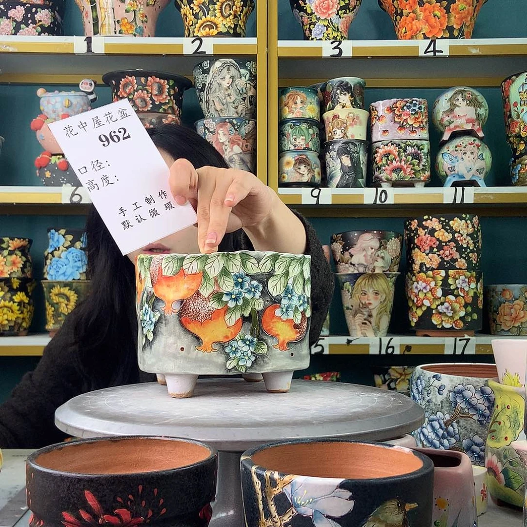 陶景德镇手工花盆962