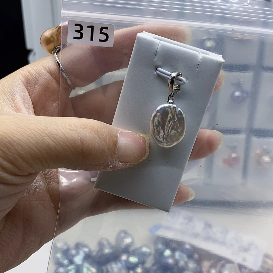 颈饰合金淡水珍珠