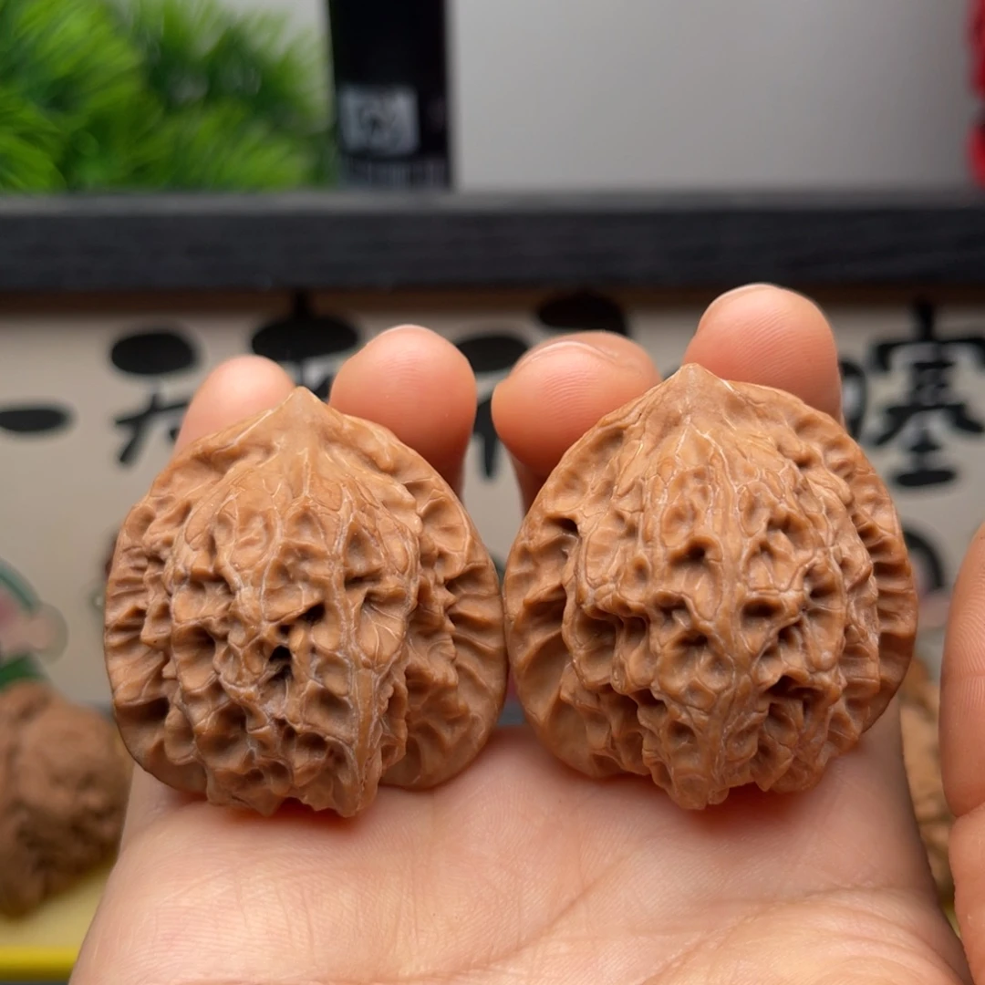 吊坠文玩核桃38野生全家福