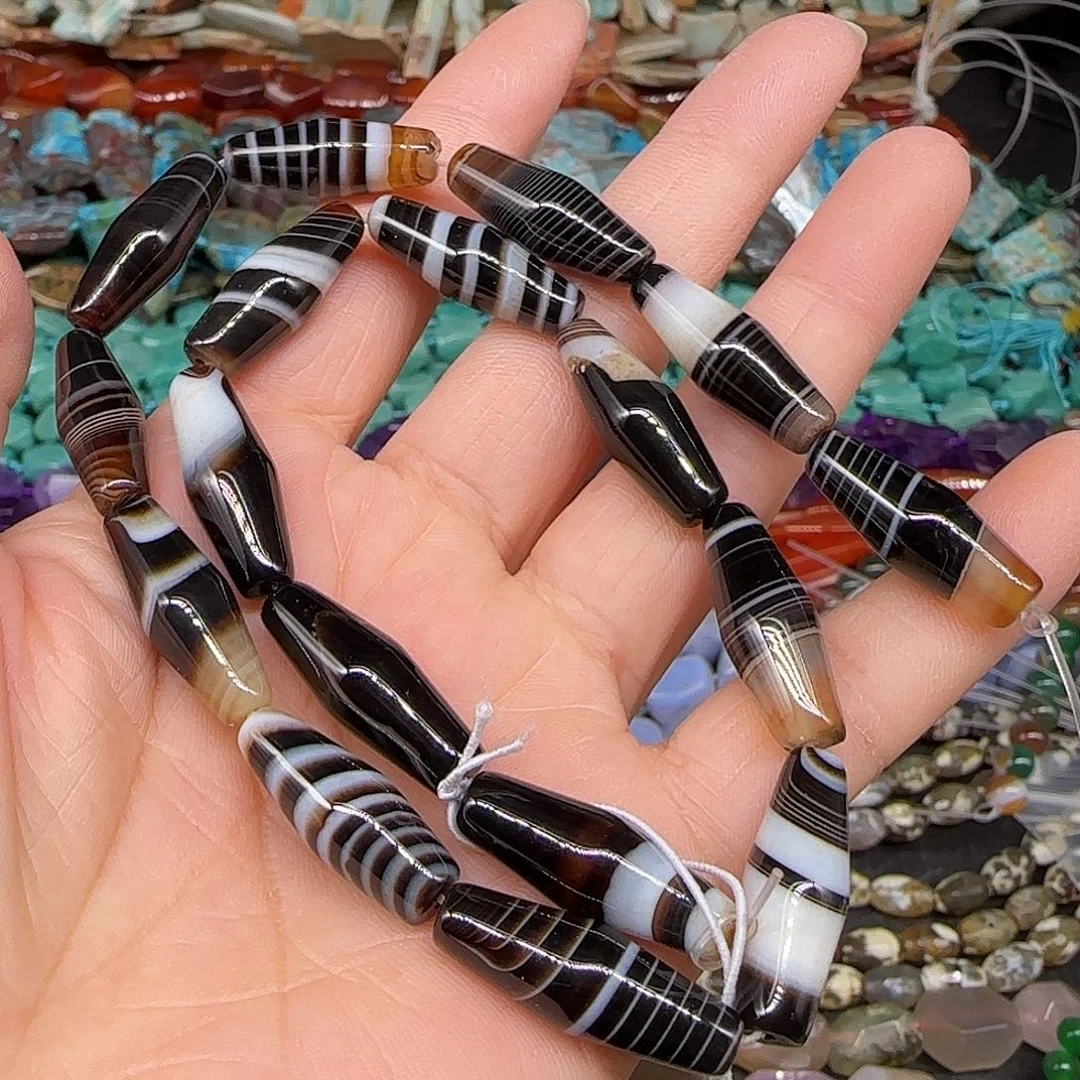 玛瑙/玉髓合金珠宝半成品缠丝玛瑙8-24mm一条