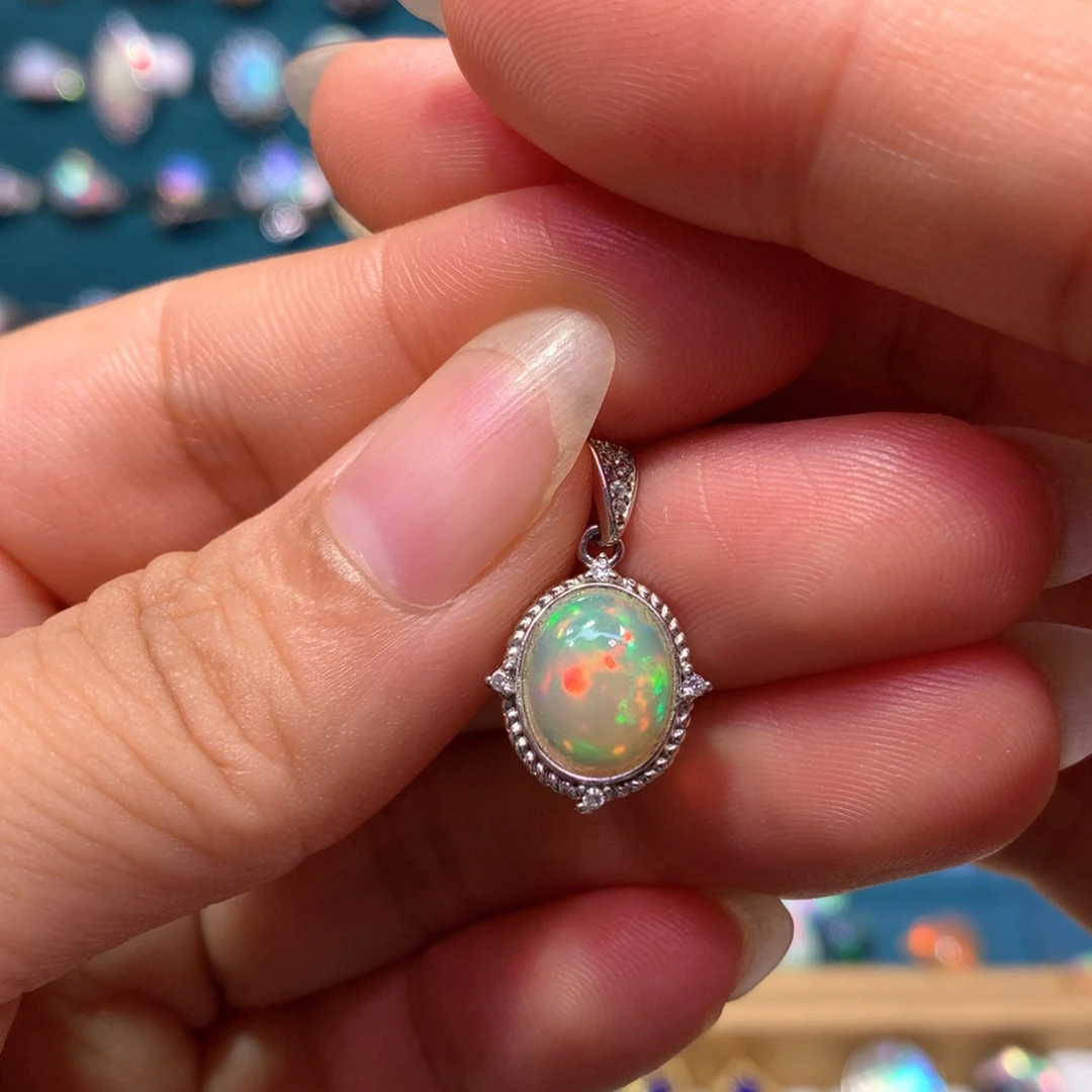 欧泊银S925镶嵌吊坠款