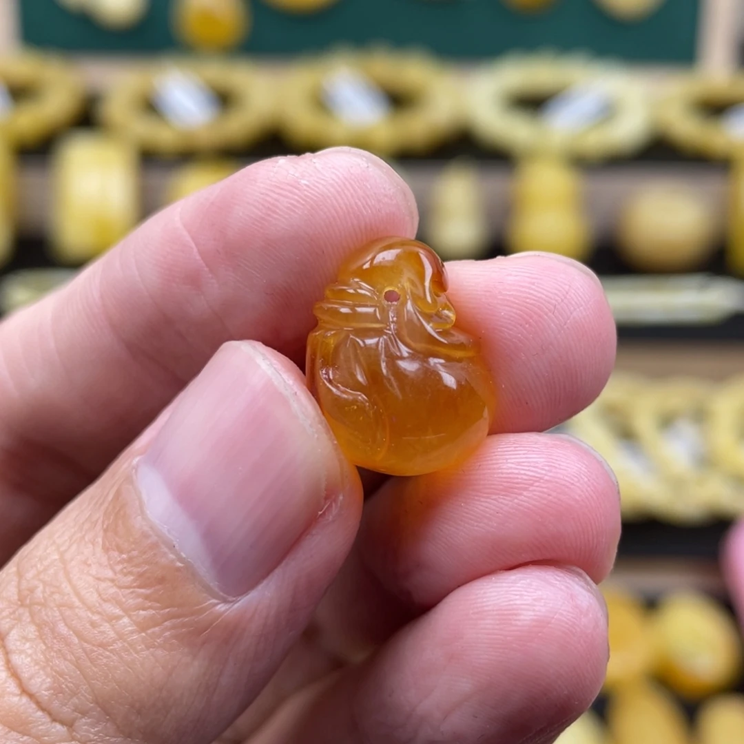 琥珀裸石未镶嵌琥珀蜜蜡