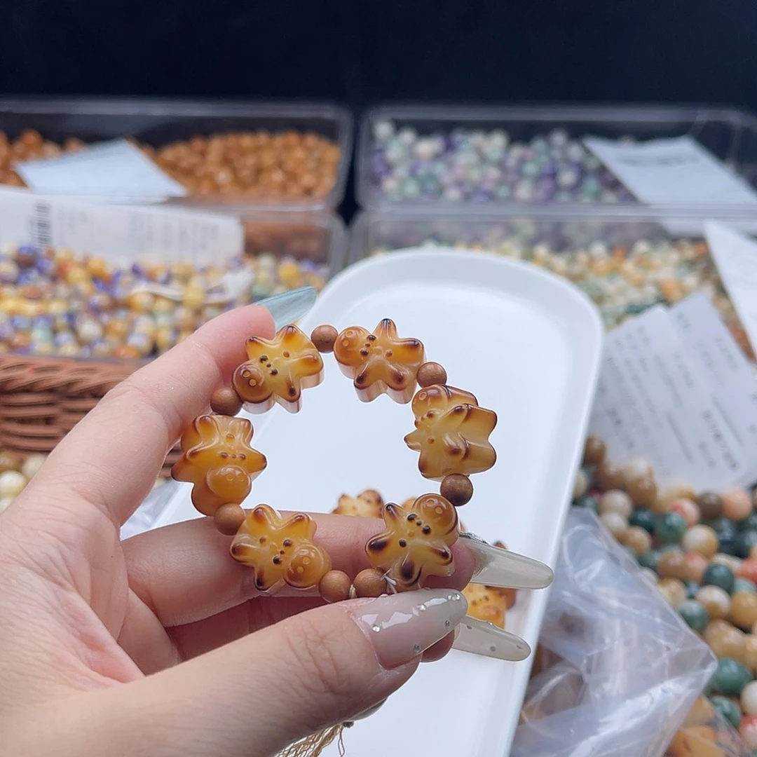 白玉菩提吊坠q16-17mm/5+1颗姜饼人